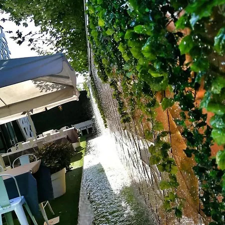 מלון דירות Ramka & Restaurant & Wine Bar 3*