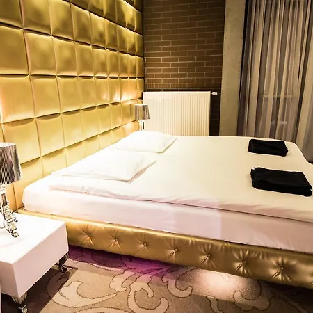 Hotel Ramka & Restaurant & Wine Bar Aparthotel Poznan