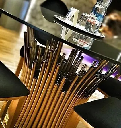 Hotel Ramka & Restaurant & Wine Bar