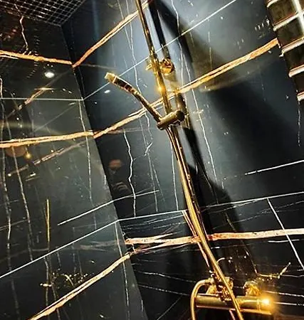 Hotel apartamentowy Ramka & Restaurant & Wine Bar