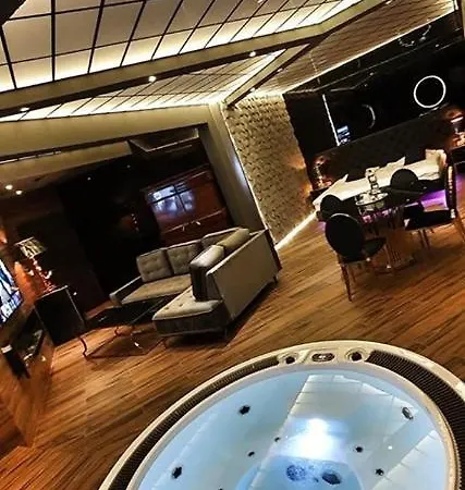 Hotel Ramka & Restaurant & Wine Bar Poznan