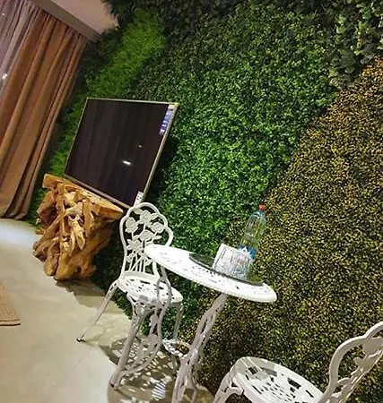 מלון דירות Ramka & Restaurant & Wine Bar 3*