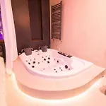 Ξενοδοχείο με διαμερίσματα Ramka & Restaurant & Wine Bar