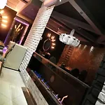 Ξενοδοχείο με διαμερίσματα Ramka & Restaurant & Wine Bar 3*