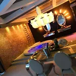 Ramka & Restaurant & Wine Bar Ξενοδοχείο με διαμερίσματα Πόζναν
