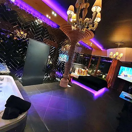 아파트호텔 Ramka & Restaurant & Wine Bar