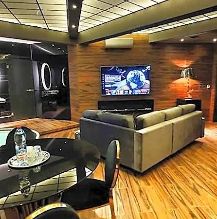 Aparthotel Hotel Ramka & Restaurant & Wine Bar