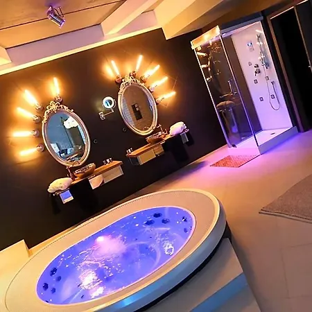 Ramka & Restaurant & Wine Bar 3* 포즈난