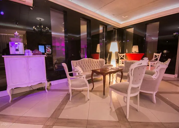 Ramka&restaurant&wine Bar 3*