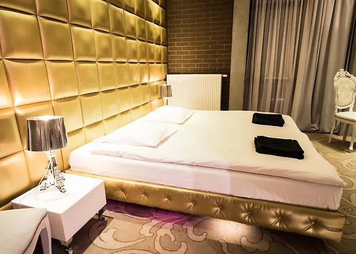 Ramka & Restaurant & Wine Bar Apart Otel Poznan