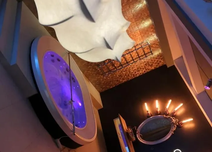 Ramka & Restaurant & Wine Bar 아파트호텔