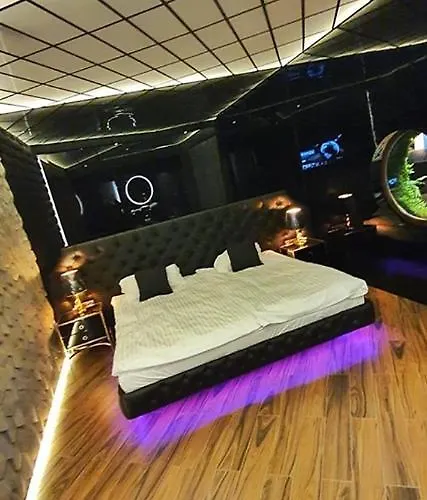 Ramka&restaurant&wine Bar Aparthotel